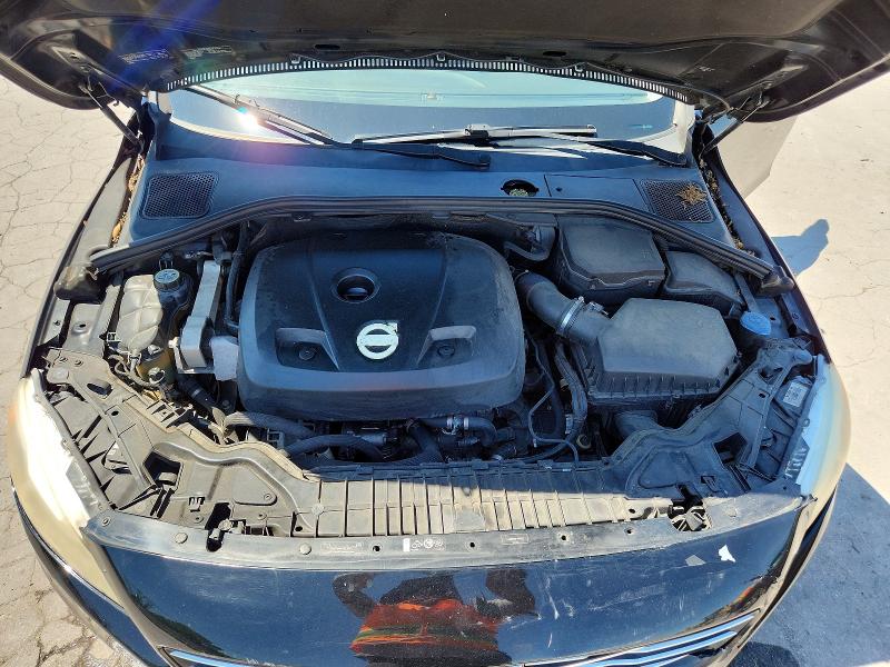 2015 Volvo S60 მანქანა იყიდება აუქციონზე, vin: YV140MFB5F1309025, აუქციონის ნომერი: 55806446