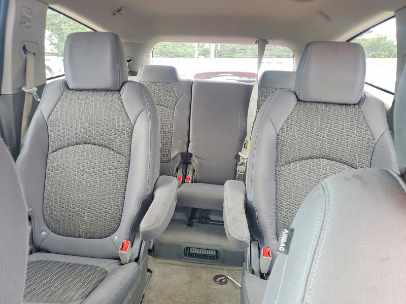 58420586 :رقم المزاد ، 1GNKVGKD0FJ240856 vin ، 2015 Chevrolet Traverse مزاد بيع
