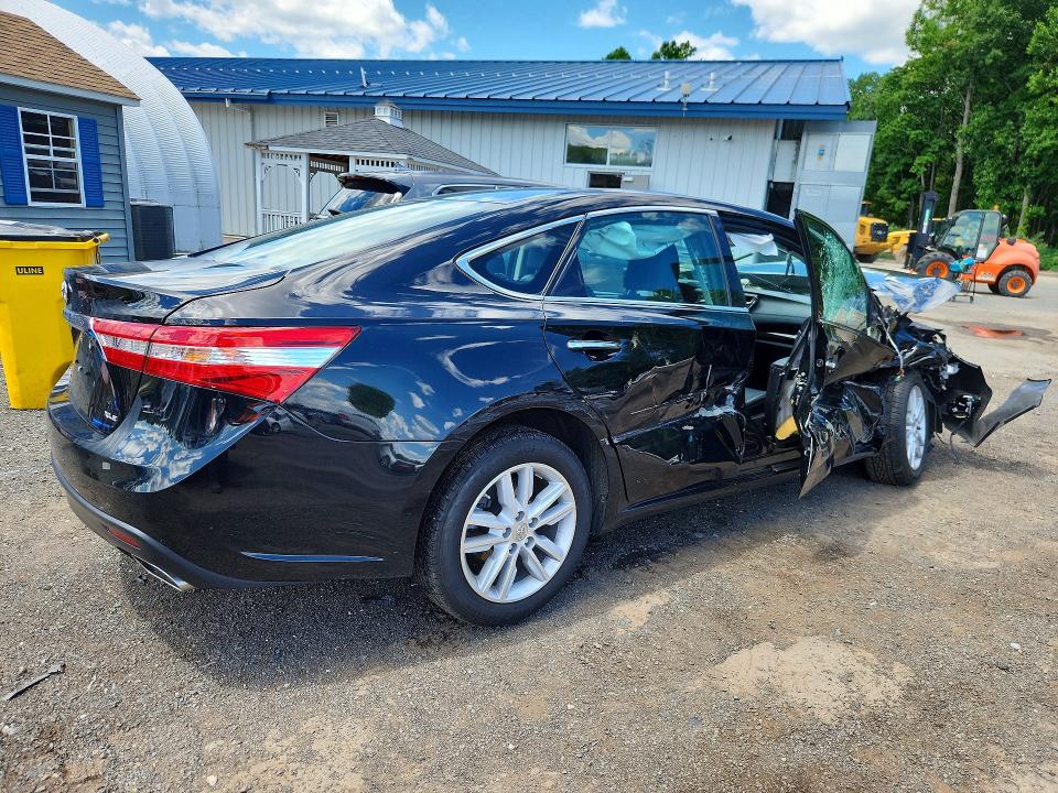57719806 :رقم المزاد ، 4T1BK1EB6DU040600 vin ، 2013 Toyota Avalon مزاد بيع