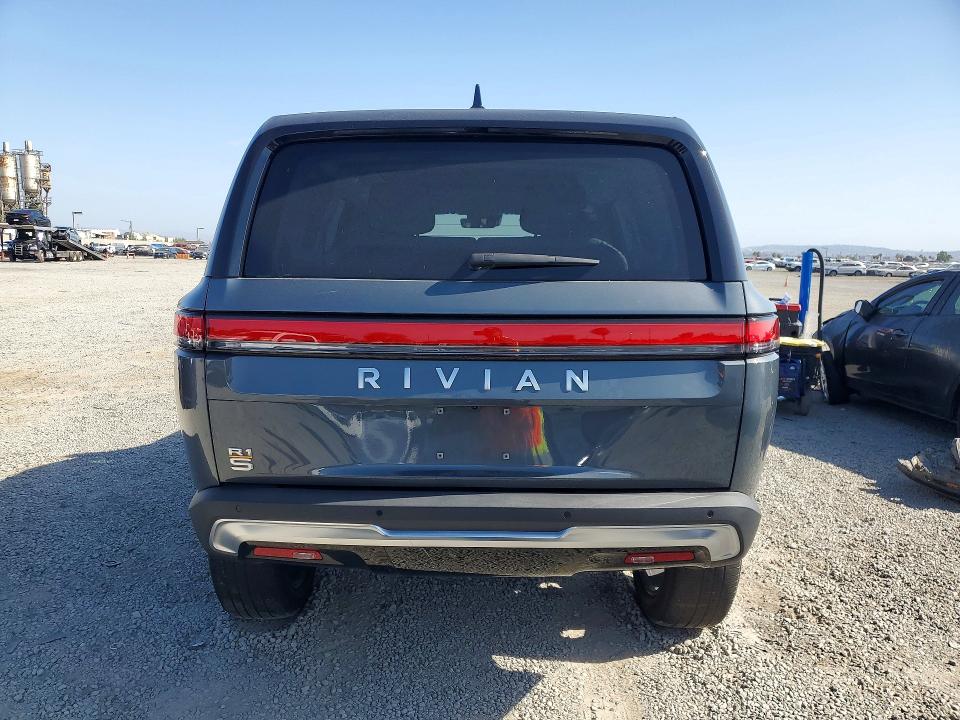 2023 Rivian R1s მანქანა იყიდება აუქციონზე, vin: 7PDSGABA9PN010077, აუქციონის ნომერი: 56540556