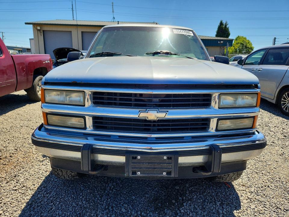 1994 Chevrolet Suburban მანქანა იყიდება აუქციონზე, vin: 1GNFK16K2RJ418643, აუქციონის ნომერი: 55472086