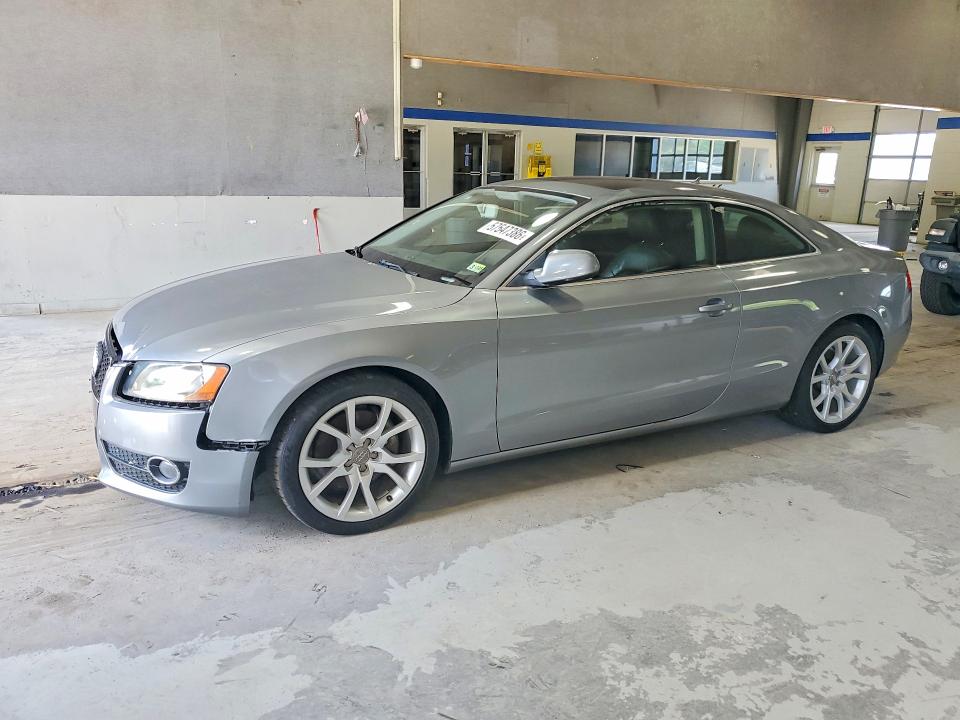 57547386 :رقم المزاد ، WAUCFAFR7AA015028 vin ، 2010 Audi A5 مزاد بيع