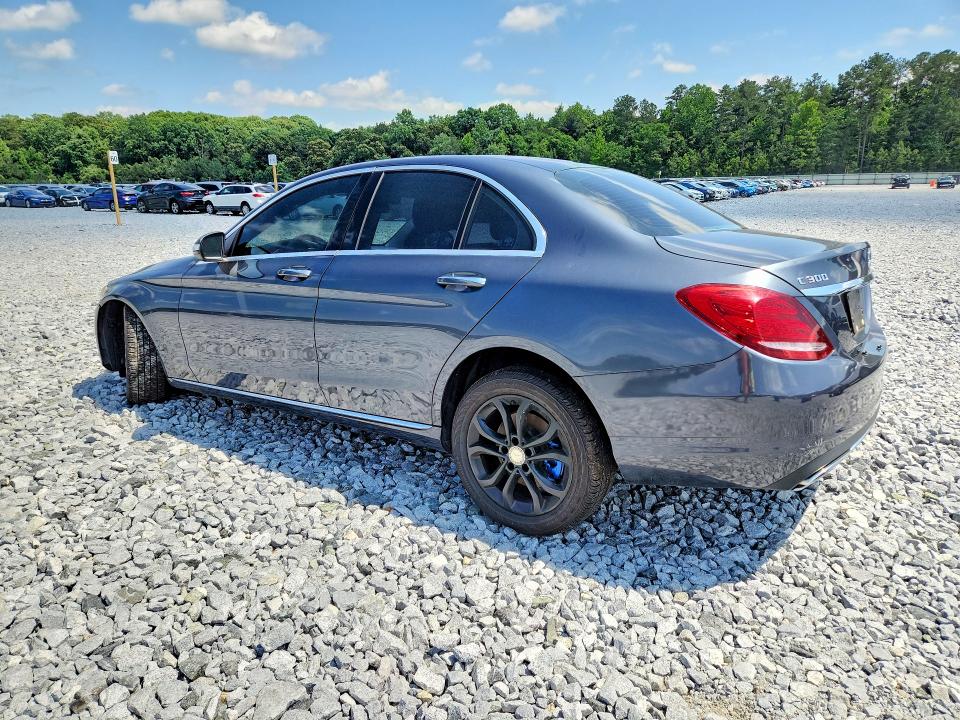 54587996 :رقم المزاد ، 55SWF4KBXFU060908 vin ، 2015 Mercedes-benz C مزاد بيع