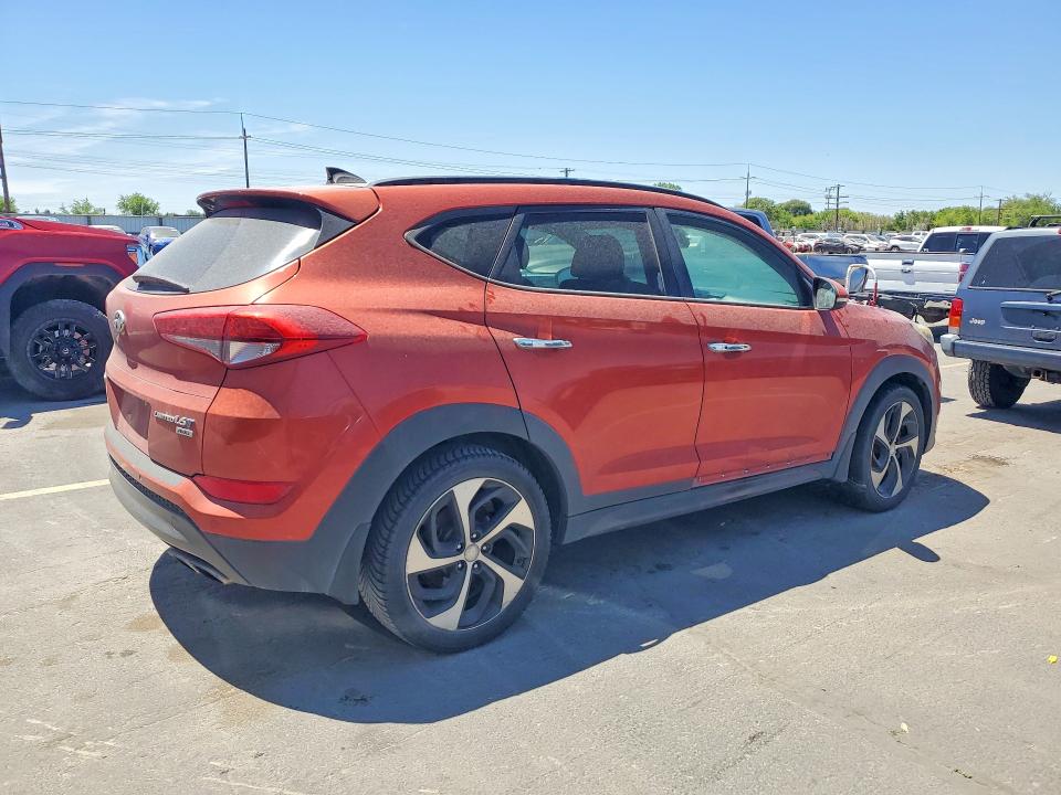 56446756 :رقم المزاد ، KM8J3CA27GU108708 vin ، 2016 Hyundai Tucson مزاد بيع