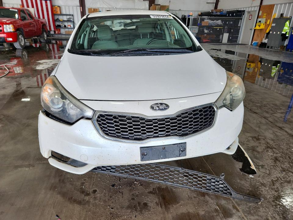 2015 Kia Forte მანქანა იყიდება აუქციონზე, vin: KNAFX4A87F5291512, აუქციონის ნომერი: 55929656
