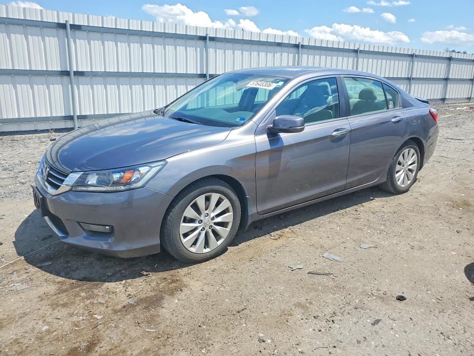 57645306 :رقم المزاد ، 1HGCR2F7XFA264396 vin ، 2015 Honda Accord مزاد بيع