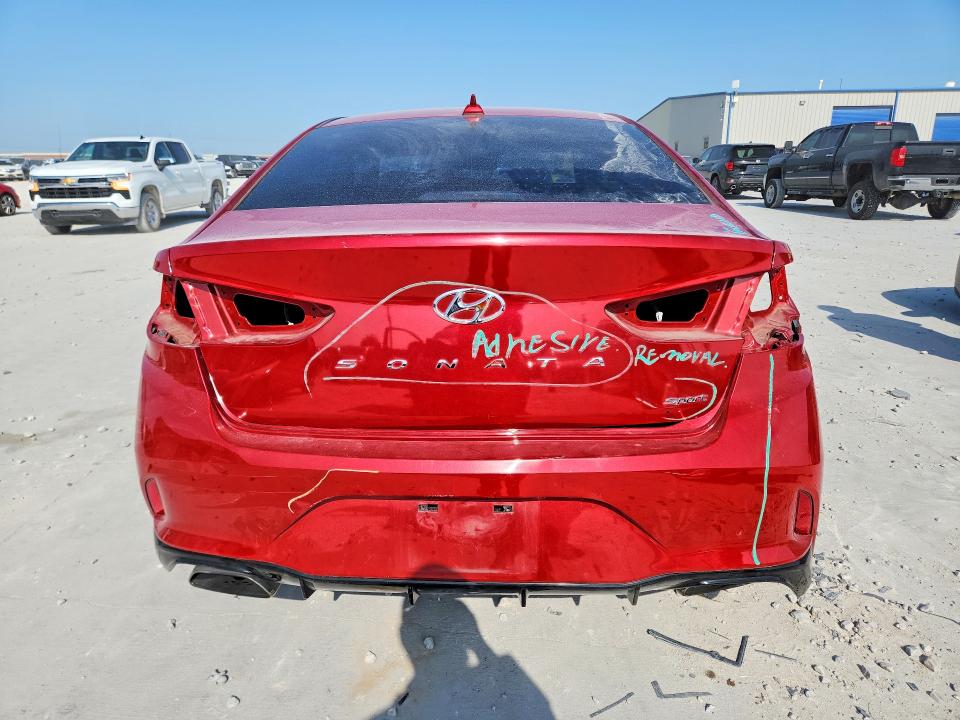 2018 Hyundai Sonata მანქანა იყიდება აუქციონზე, vin: 5NPE34AF8JH641537, აუქციონის ნომერი: 58443626