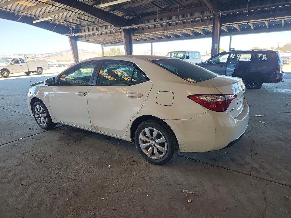 Продаж на аукціоні авто 2015 Toyota Corolla, vin: 5YFBURHE2FP327824, номер лоту: 56851506