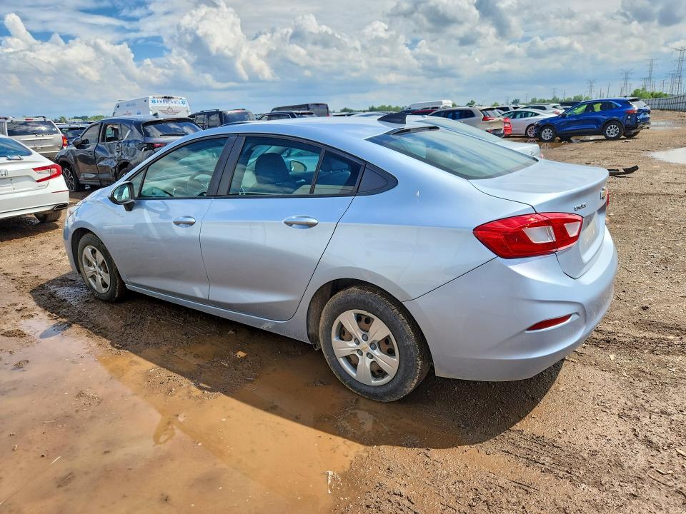 55432166 :رقم المزاد ، 1G1BC5SM1H7142513 vin ، 2017 Chevrolet Cruze مزاد بيع
