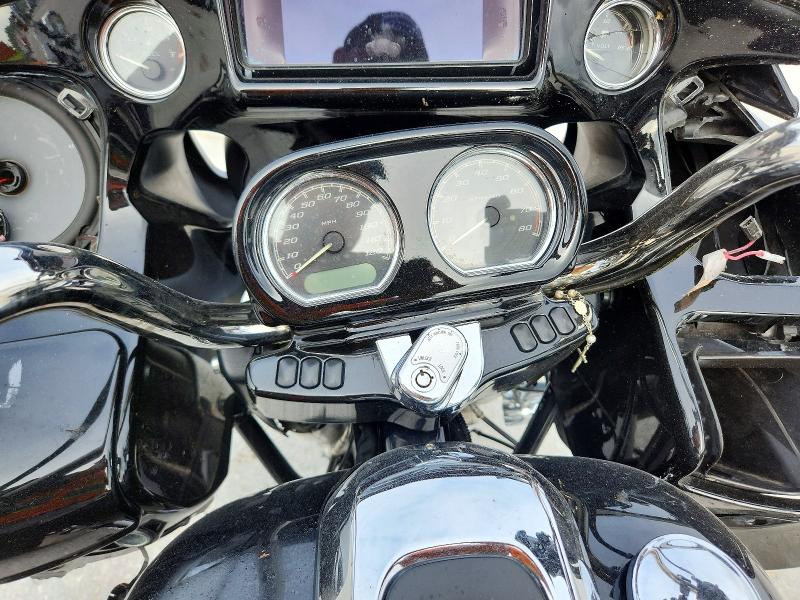 57482626 :رقم المزاد ، 1HD1KTP16MB601937 vin ، 2021 Harley-davidson Fltrxs مزاد بيع