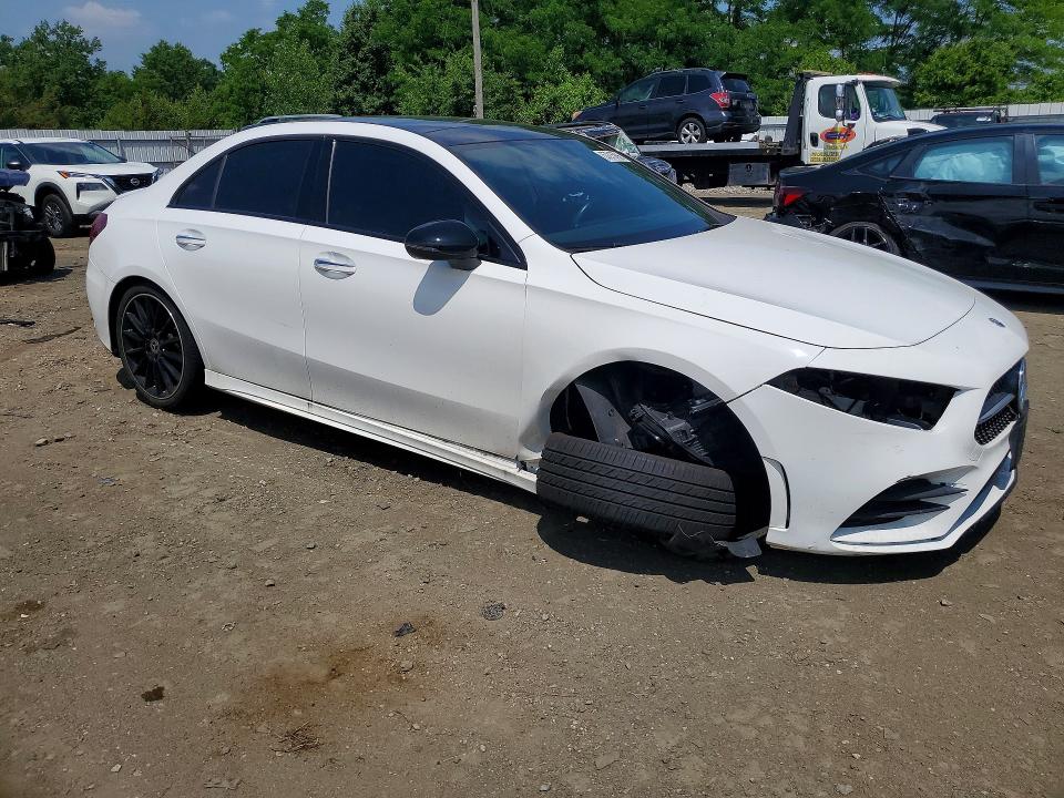 2022 Mercedes-benz A მანქანა იყიდება აუქციონზე, vin: W1K3G4EB4NJ361880, აუქციონის ნომერი: 57215896