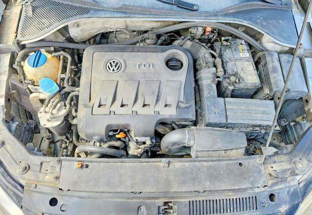 55812176 :رقم المزاد ، 1VWBN7A31DC033666 vin ، 2013 Volkswagen Passat مزاد بيع