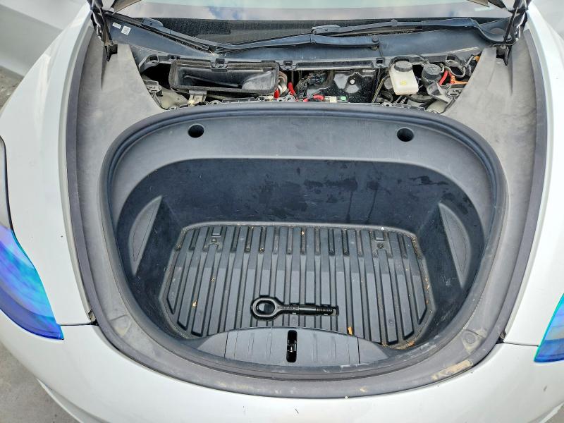 Продажа на аукционе авто 2022 Tesla Model 3, vin: 5YJ3E1EA9NF285537, номер лота: 58302336