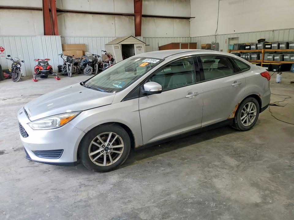 Продажа на аукционе авто 2015 Ford Focus, vin: 1FADP3F27FL353033, номер лота: 55975346
