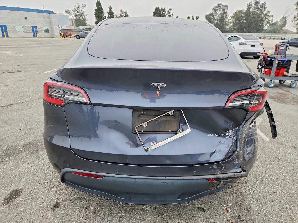 Продажа на аукционе авто 2020 Tesla Model Y, vin: 5YJYGDEE3LF055008, номер лота: 58150406