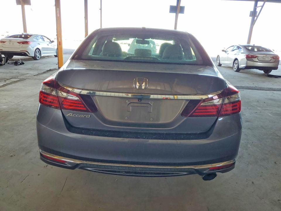 Продажа на аукционе авто 2017 Honda Accord, vin: 1HGCR2F89HA011081, номер лота: 57609906