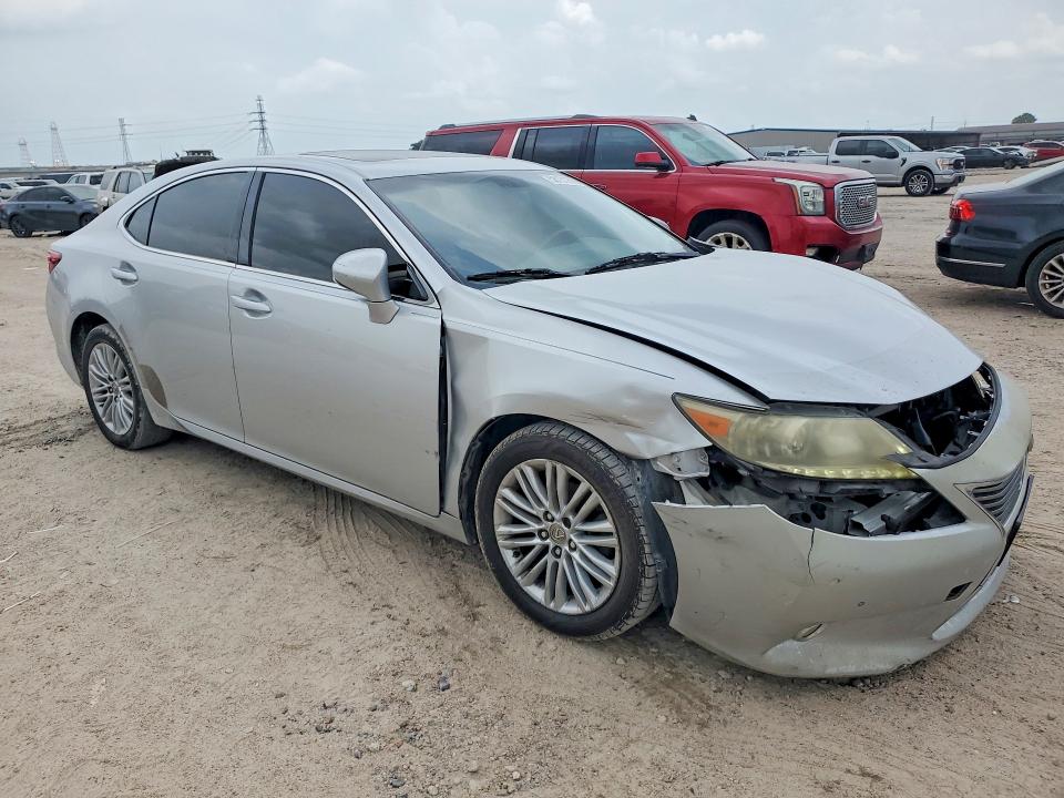 58131296 :رقم المزاد ، JTHBK1GG1D2077738 vin ، 2013 Lexus Es مزاد بيع