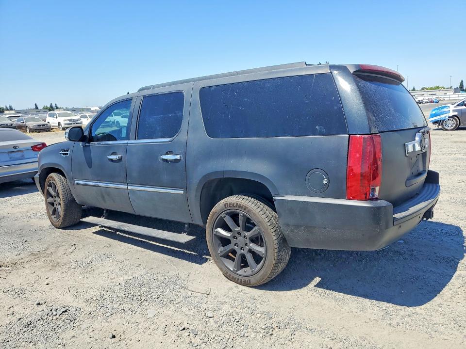 2007 Cadillac Escalade მანქანა იყიდება აუქციონზე, vin: 1GYFK668X7R362244, აუქციონის ნომერი: 58403376