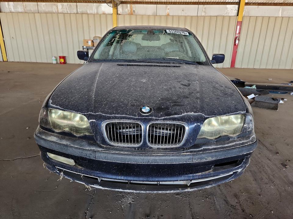 55368576 :رقم المزاد ، WBAAV53481FT03072 vin ، 2001 Bmw 330 مزاد بيع