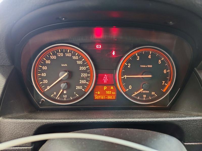 2015 Bmw X1 მანქანა იყიდება აუქციონზე, vin: WBAVL1C59FVY36358, აუქციონის ნომერი: 56145666
