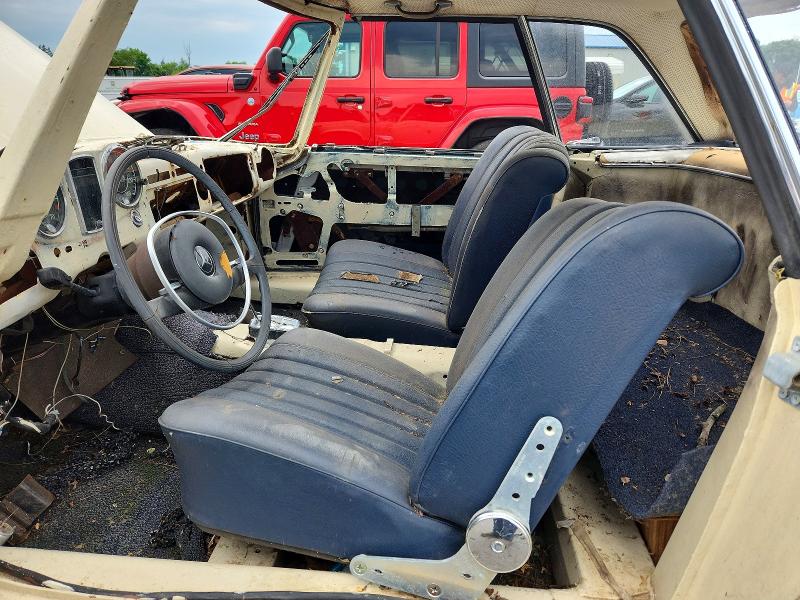 58144486 :رقم المزاد ، 11304310004672 vin ، 1967 Mercedes-benz Sl مزاد بيع