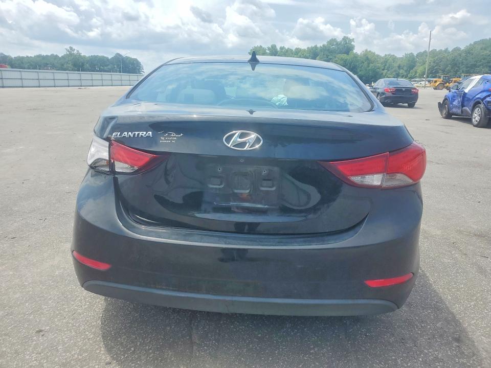 Продажа на аукционе авто 2015 Hyundai Elantra, vin: KMHDH4AE5FU379554, номер лота: 61311766