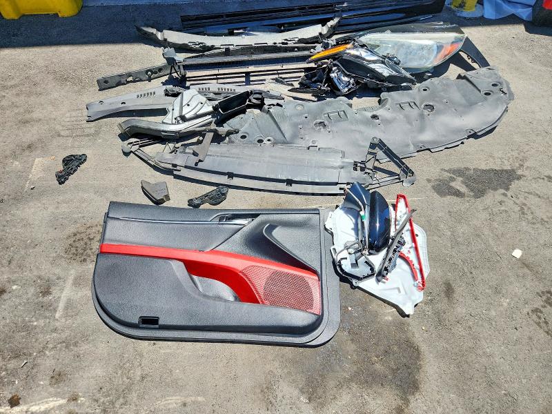 56865466 :رقم المزاد ، 4T1K31AK2MU567908 vin ، 2021 Toyota Camry مزاد بيع