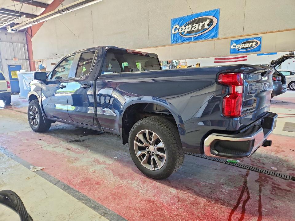 56118896 :رقم المزاد ، 1GCRYDED1MZ417163 vin ، 2021 Chevrolet Silverado مزاد بيع