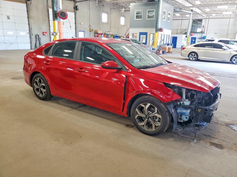 2020 Kia Forte მანქანა იყიდება აუქციონზე, vin: 3KPF24AD4LE217107, აუქციონის ნომერი: 54305386