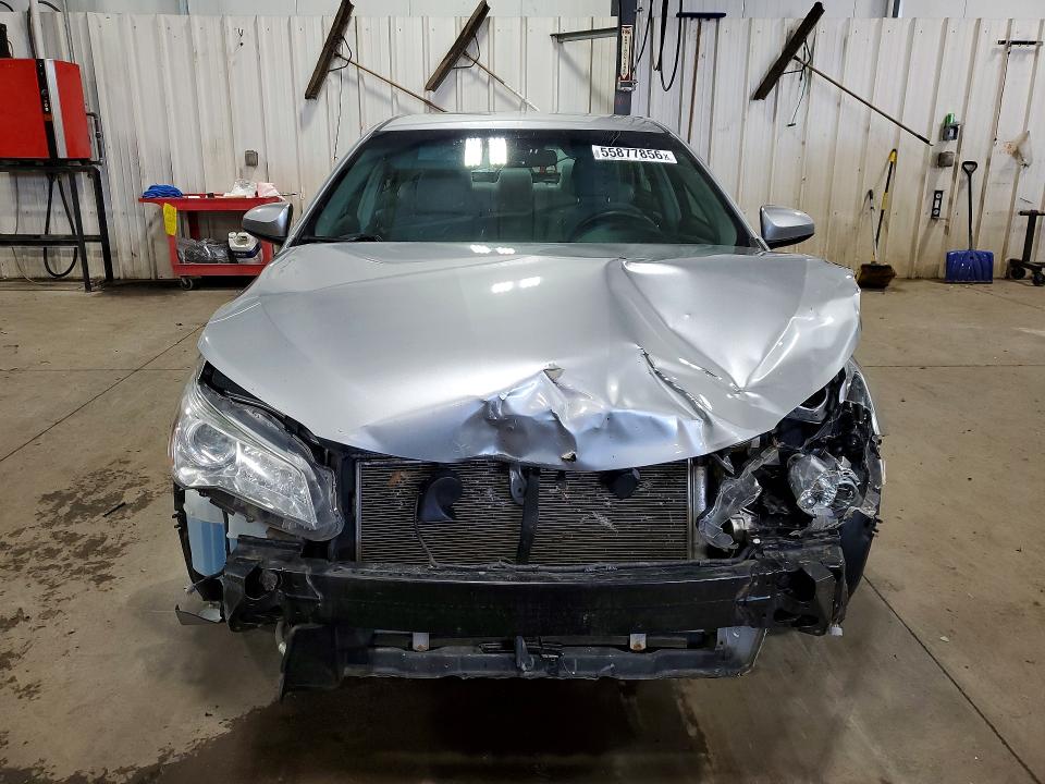 55877856 :رقم المزاد ، 4T1BF1FK1HU312494 vin ، 2017 Toyota Camry مزاد بيع