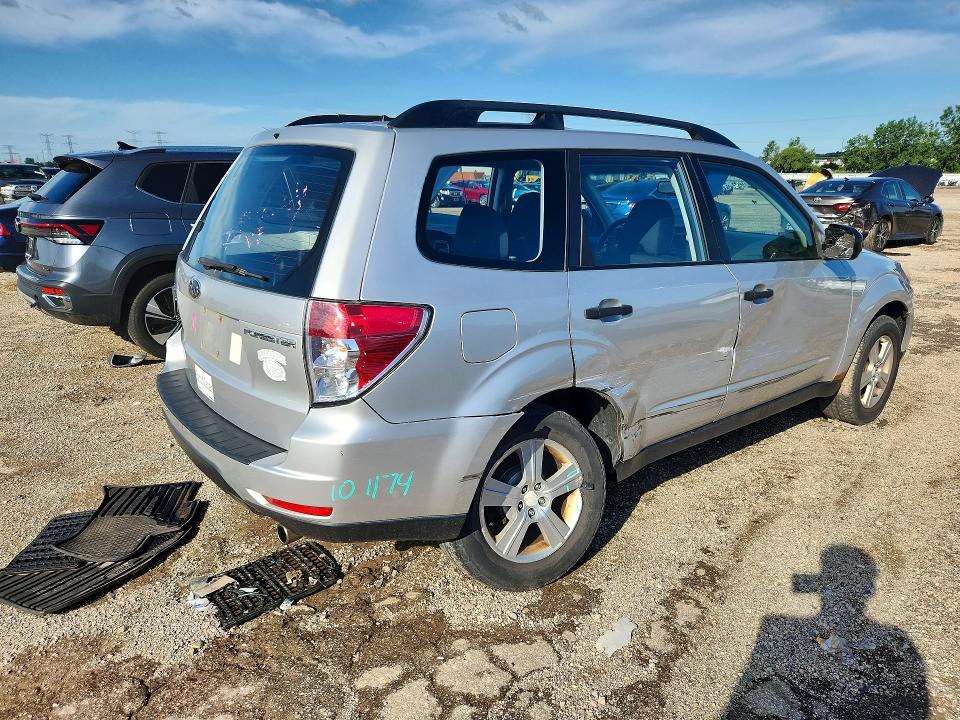 57606756 :رقم المزاد ، JF2SHBBC3BH777170 vin ، 2011 Subaru Forester مزاد بيع