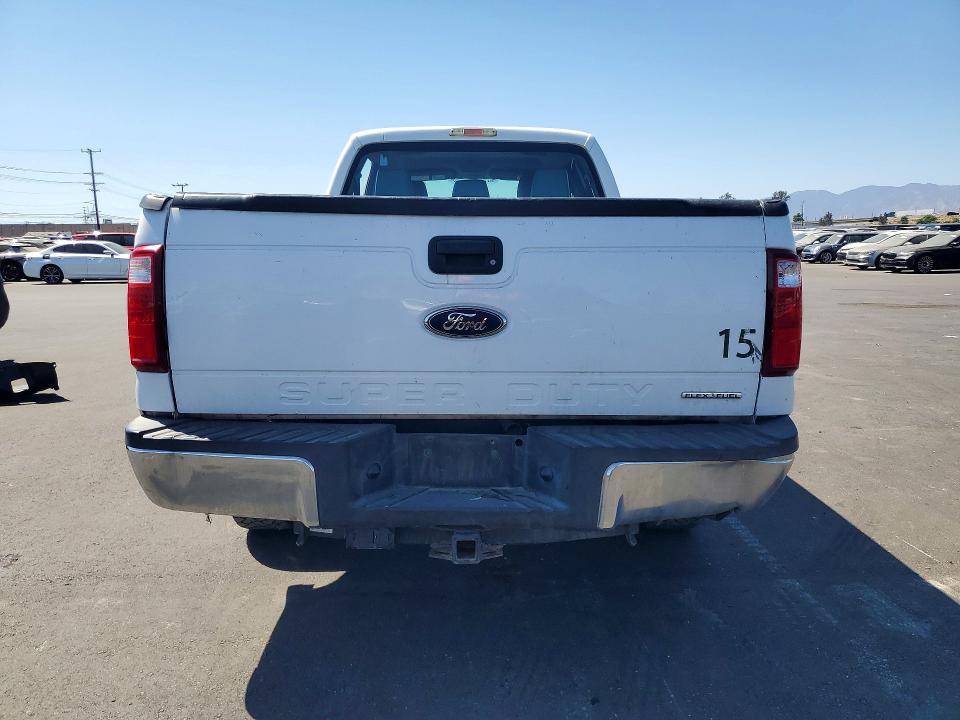 57541466 :رقم المزاد ، 1FT7W2A66FED72983 vin ، 2015 Ford F250 مزاد بيع