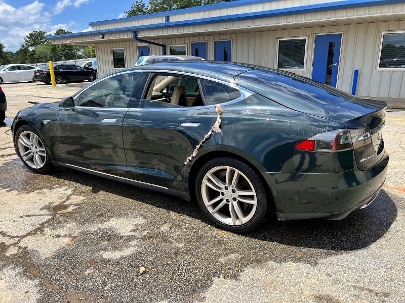 57662306 :رقم المزاد ، 5YJSA1AC1DFP10732 vin ، 2013 Tesla Model S مزاد بيع