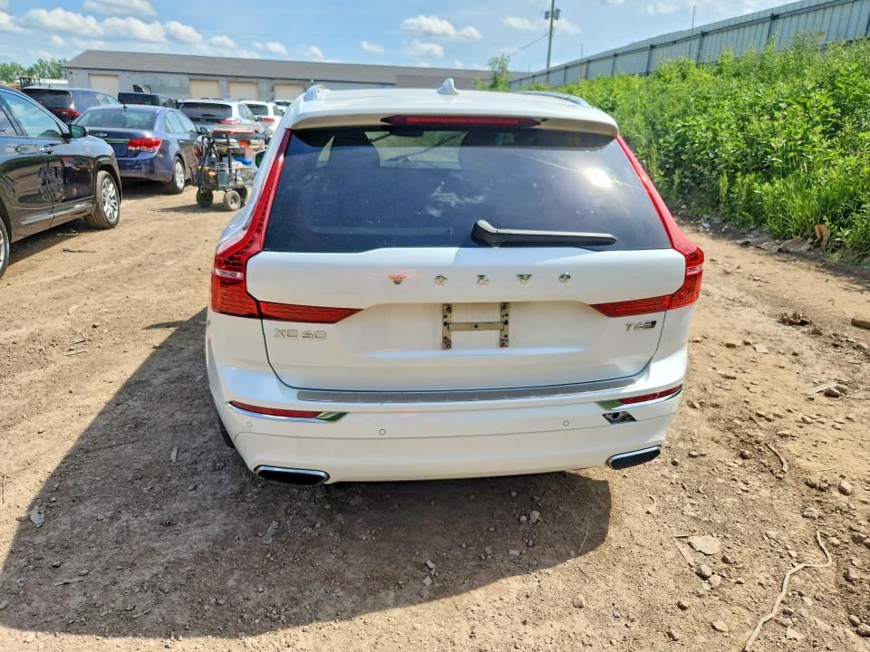 2018 Volvo Xc60 მანქანა იყიდება აუქციონზე, vin: LYVA22RL2JB117302, აუქციონის ნომერი: 56768036