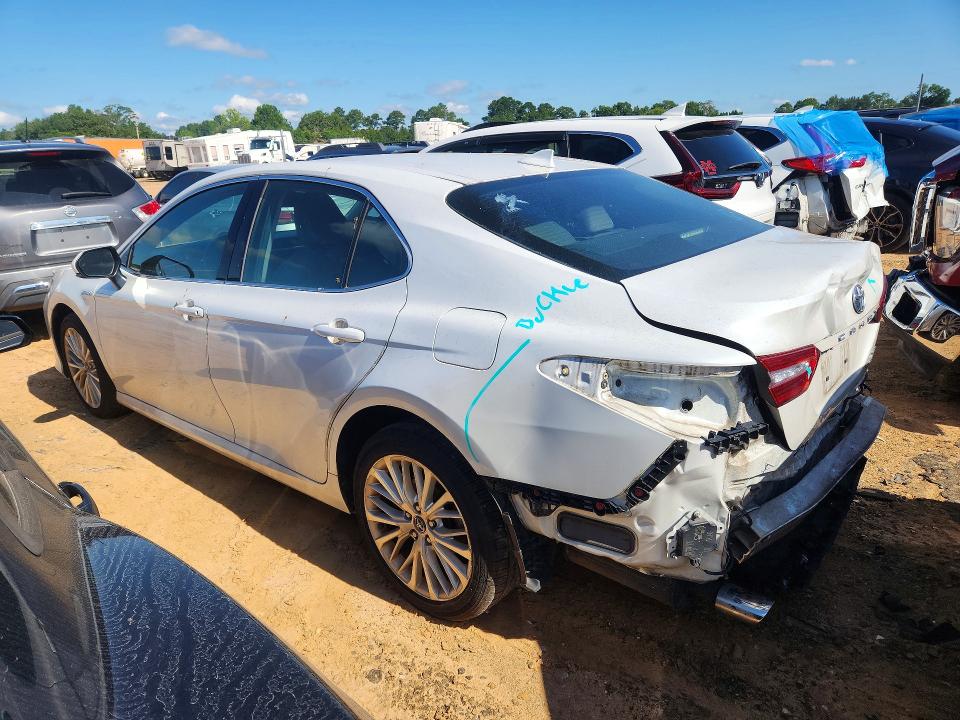 Продажа на аукционе авто 2018 Toyota Camry Hybrid, vin: 4T1B21HK8JU003961, номер лота: 55576896