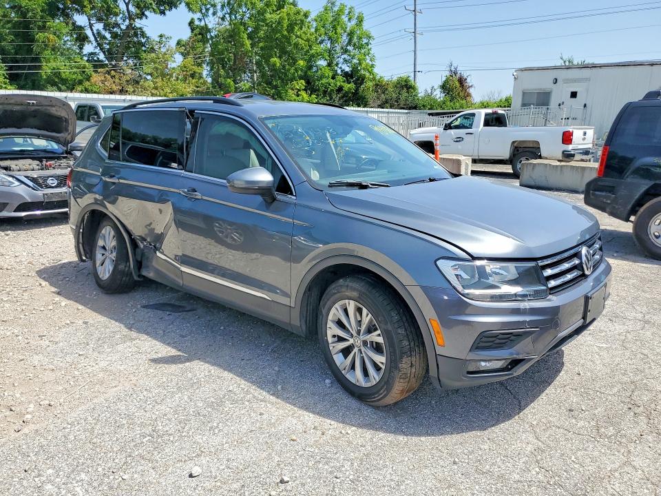 2018 Volkswagen Tiguan მანქანა იყიდება აუქციონზე, vin: 3VV3B7AX7JM000878, აუქციონის ნომერი: 59543886