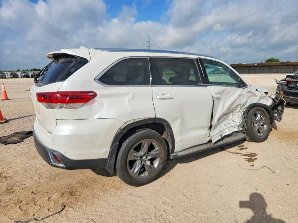 2017 Toyota Highlander მანქანა იყიდება აუქციონზე, vin: 5TDYZRFH2HS207346, აუქციონის ნომერი: 58710626