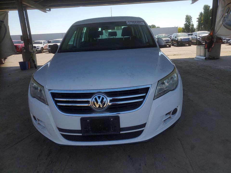 57956486 :رقم المزاد ، WVGAV7AX9AW001295 vin ، 2010 Volkswagen Tiguan مزاد بيع