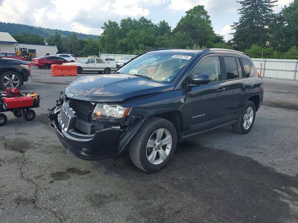 59252716 :رقم المزاد ، 1C4NJDEB7ED725440 vin ، 2014 Jeep Compass مزاد بيع