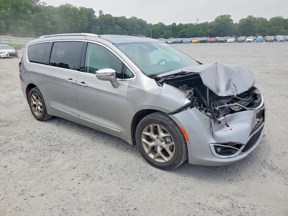 56370186 :رقم المزاد ، 2C4RC1GG3HR648179 vin ، 2017 Chrysler Pacifica مزاد بيع