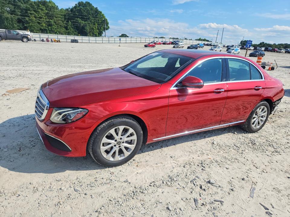 2019 Mercedes-benz E მანქანა იყიდება აუქციონზე, vin: WDDZF4JB3KA588671, აუქციონის ნომერი: 58699586
