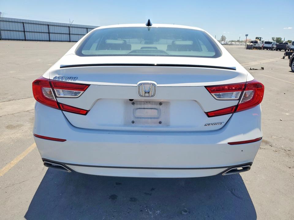 56192136 :رقم المزاد ، 1HGCV1F3XNA075636 vin ، 2022 Honda Accord مزاد بيع