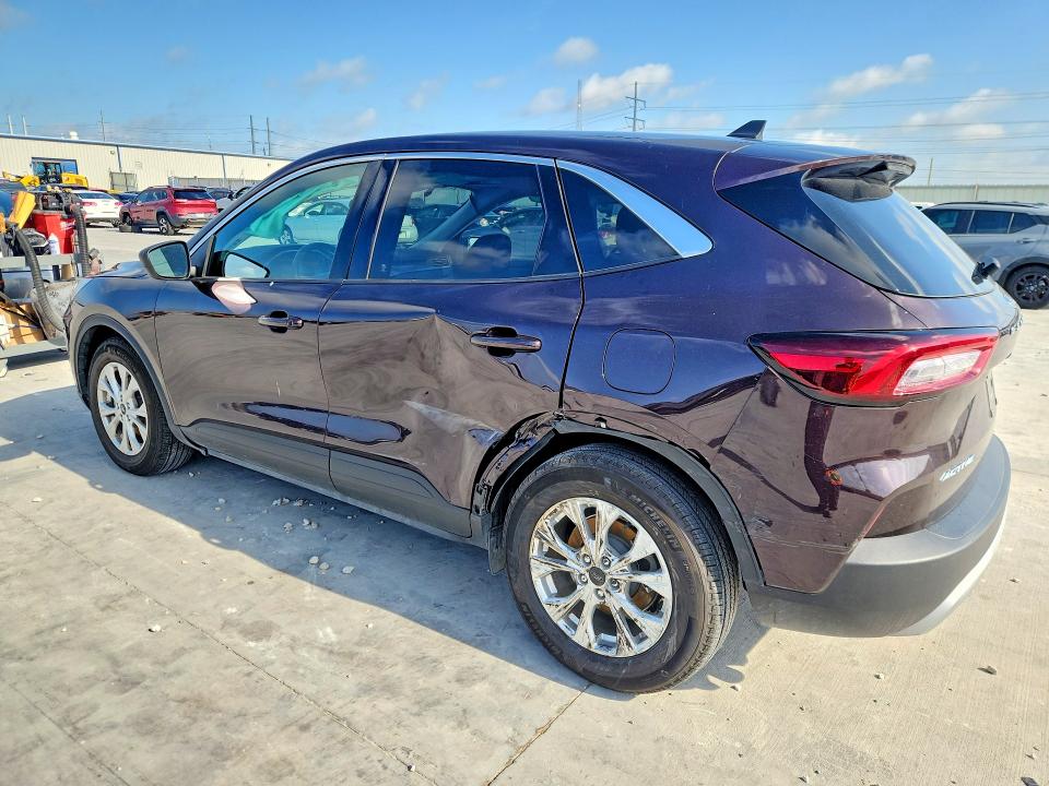 2023 Ford Escape მანქანა იყიდება აუქციონზე, vin: 1FMCU0GN8PUB05807, აუქციონის ნომერი: 56412306