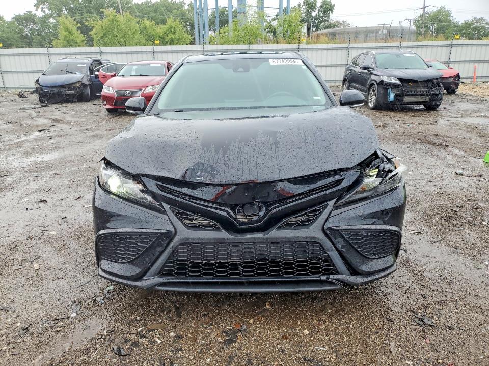 Продажа на аукционе авто 2022 Toyota Camry, vin: 4T1G11AK6NU708315, номер лота: 57742056
