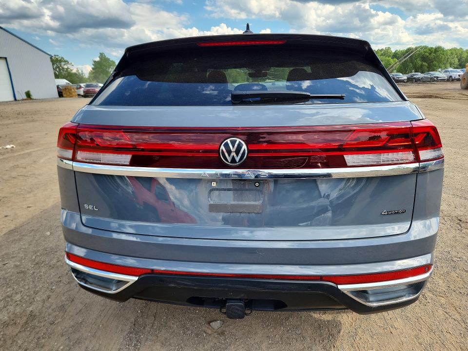 57556676 :رقم المزاد ، 1V2BE2CA7RC227948 vin ، 2024 Volkswagen Atlas Cross Sport مزاد بيع