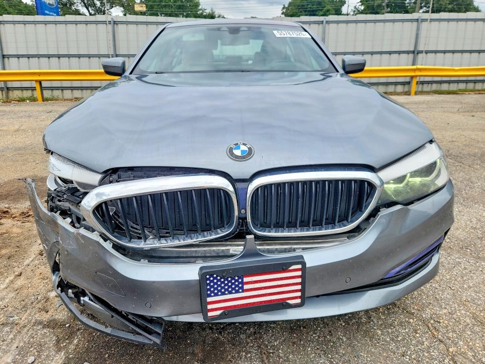 55787526 :رقم المزاد ، WBAJA7C56KWC77544 vin ، 2019 Bmw 530 مزاد بيع