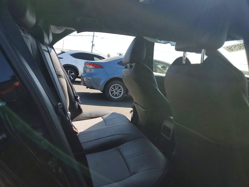 Продажа на аукционе авто 2019 Toyota Corolla Hatchback, vin: JTNK4RBE3K3015325, номер лота: 57692516