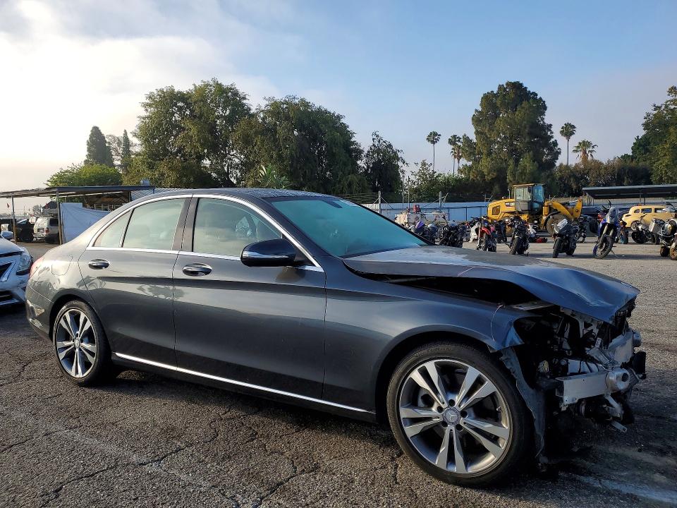 Продажа на аукционе авто 2015 Mercedes-benz C, vin: 55SWF4JBXFU077239, номер лота: 57260706