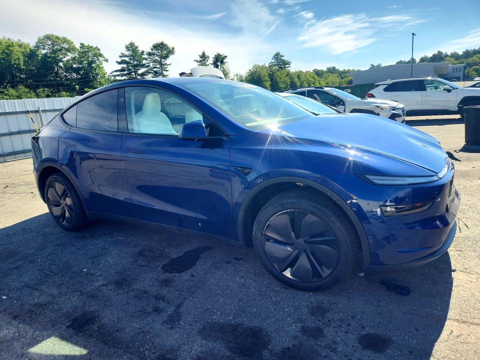 2026 Tesla Model Y მანქანა იყიდება აუქციონზე, vin: 7SAYGDEE4TA582846, აუქციონის ნომერი: 58543286