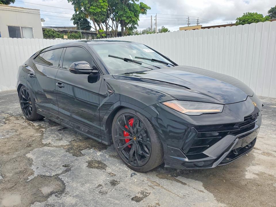 2023 Lamborghini Urus მანქანა იყიდება აუქციონზე, vin: ZPBCB3ZL4PLA26818, აუქციონის ნომერი: 51690356
